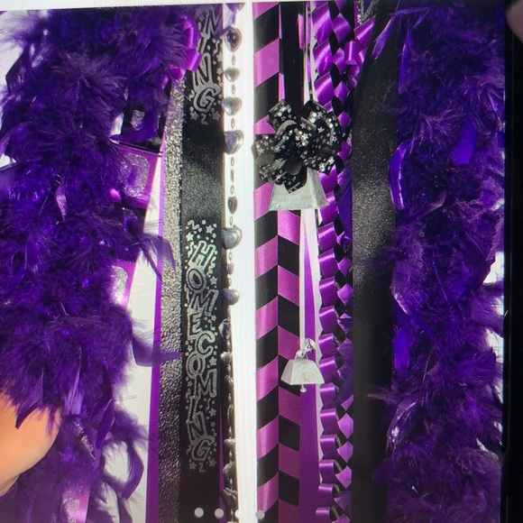 i’m selling my high school mums - Picture 3 of 4